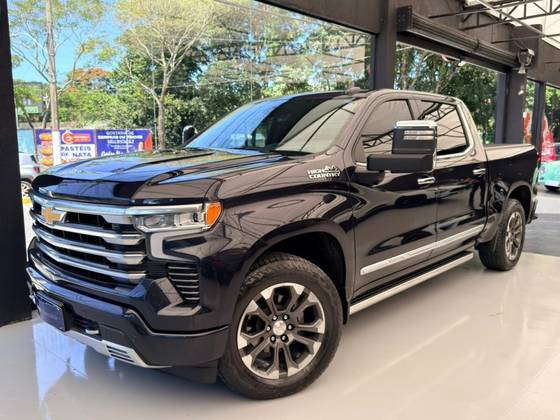 CHEVROLET SILVERADO 5.3 V8 GASOLINA 1500 HIGH COUNTRY 4X4 AUTOMÁTICO